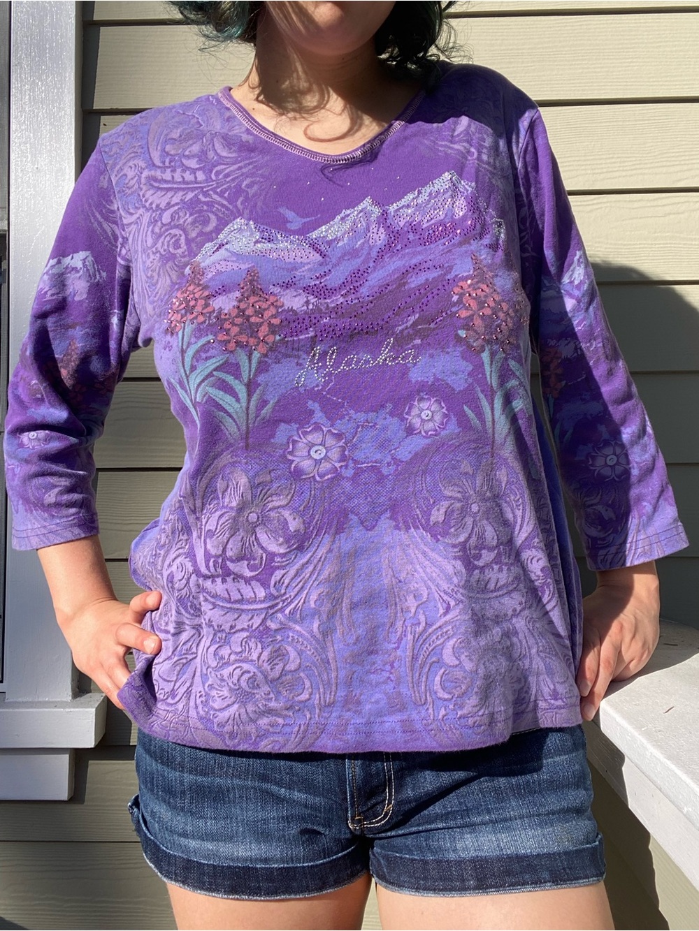 Cactus Bay Y2K ‘Alaska’ Purple Floral Rhinestone Mountain 3/4-Sleeve Women's Top